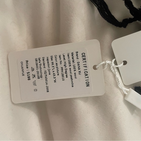 NWR Dana Xu print scarf - Picture 5 of 5